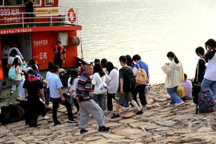 徐静雨：若现在用浓眉换文班亚马 那湖人争冠前景提升一截